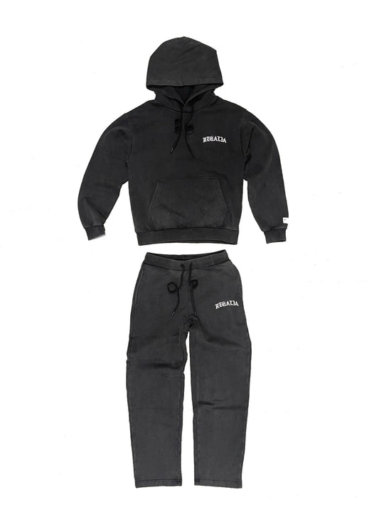 The OldE Sweatsuit